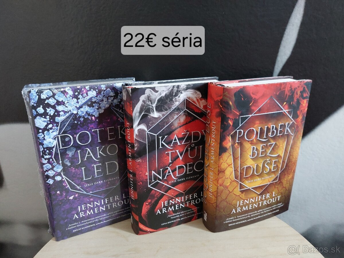 Jennifer L. Armentrout