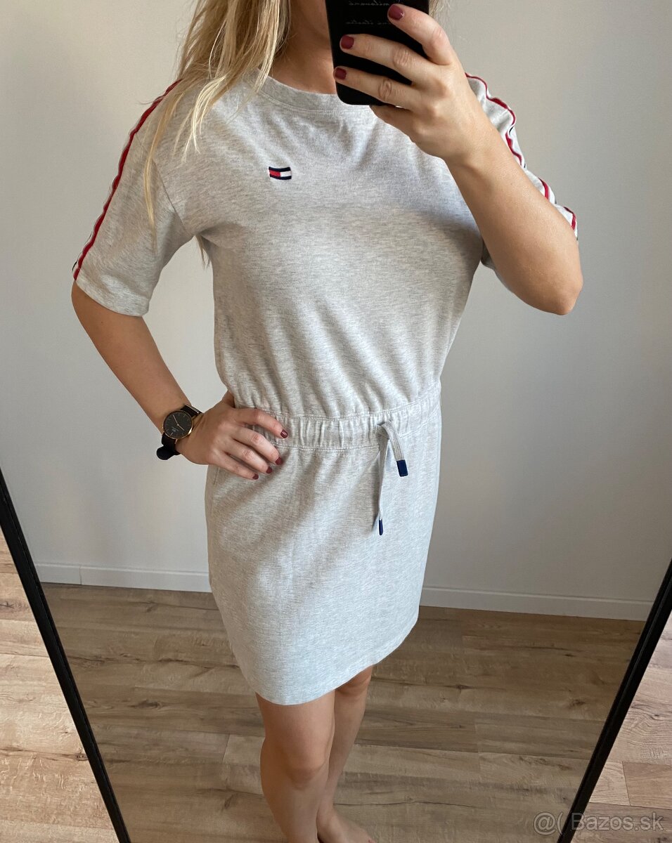 Tommy Hilfiger šaty