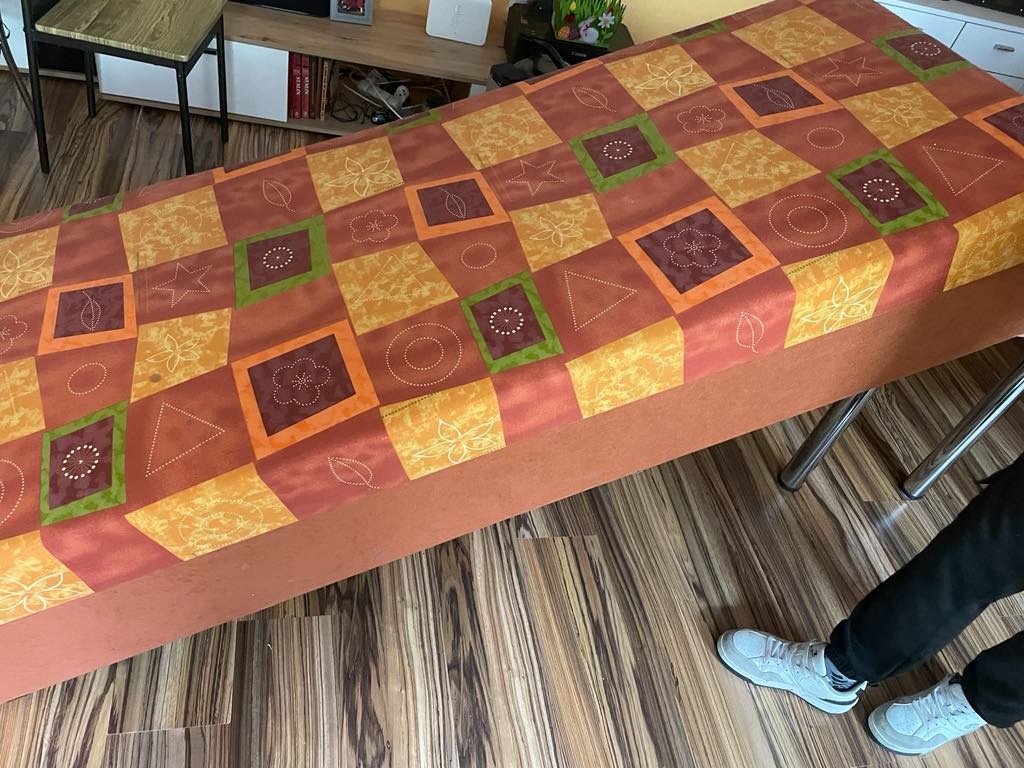 Valendy z úložným priestorom