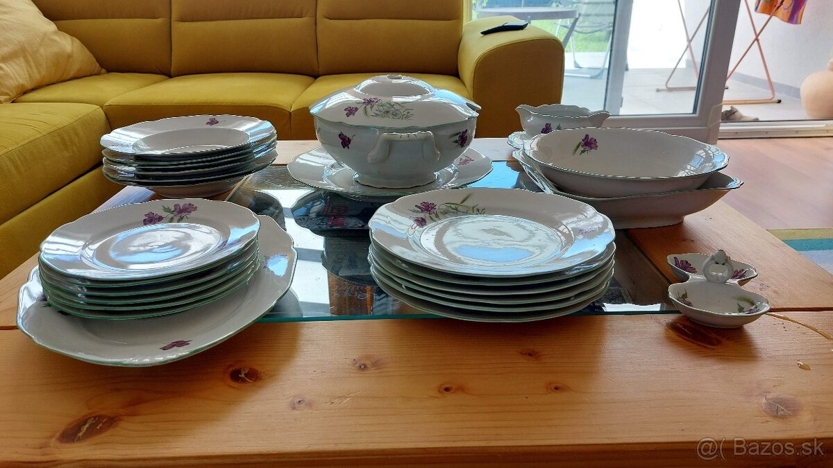 Porcelánový jedálenský servis – nikdy nepoužitý