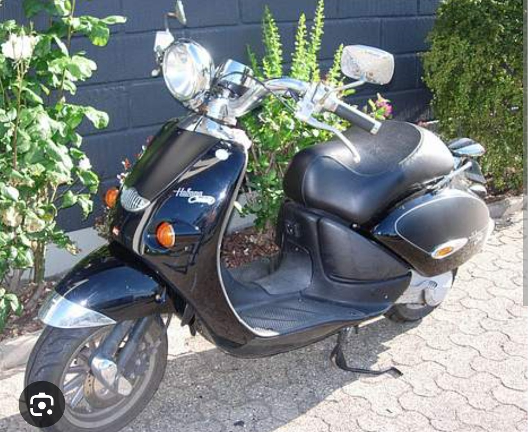 Predam aprilia habana 50 custom