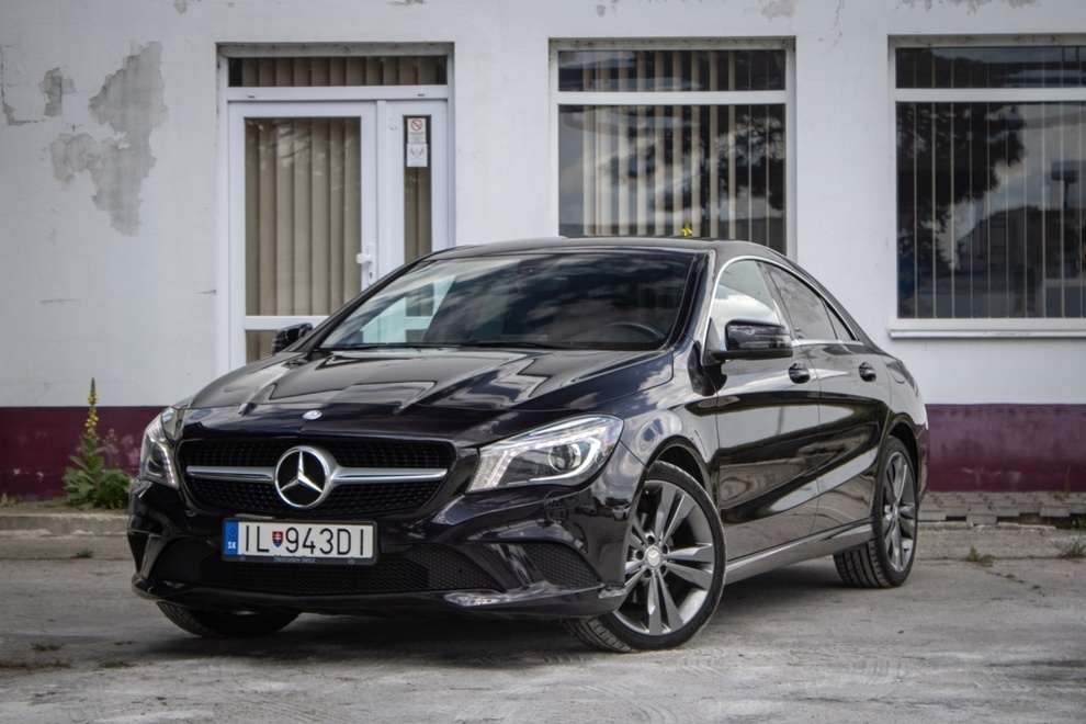 Mercedes-Benz CLA 180 Kupé