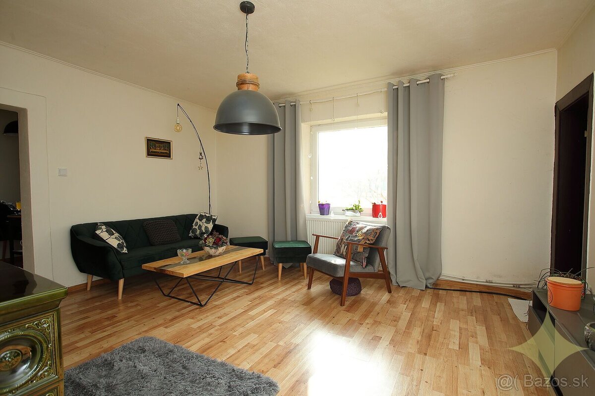 Znížená cena: Menší  rodinný dom na po takmer úplnej rekonšt