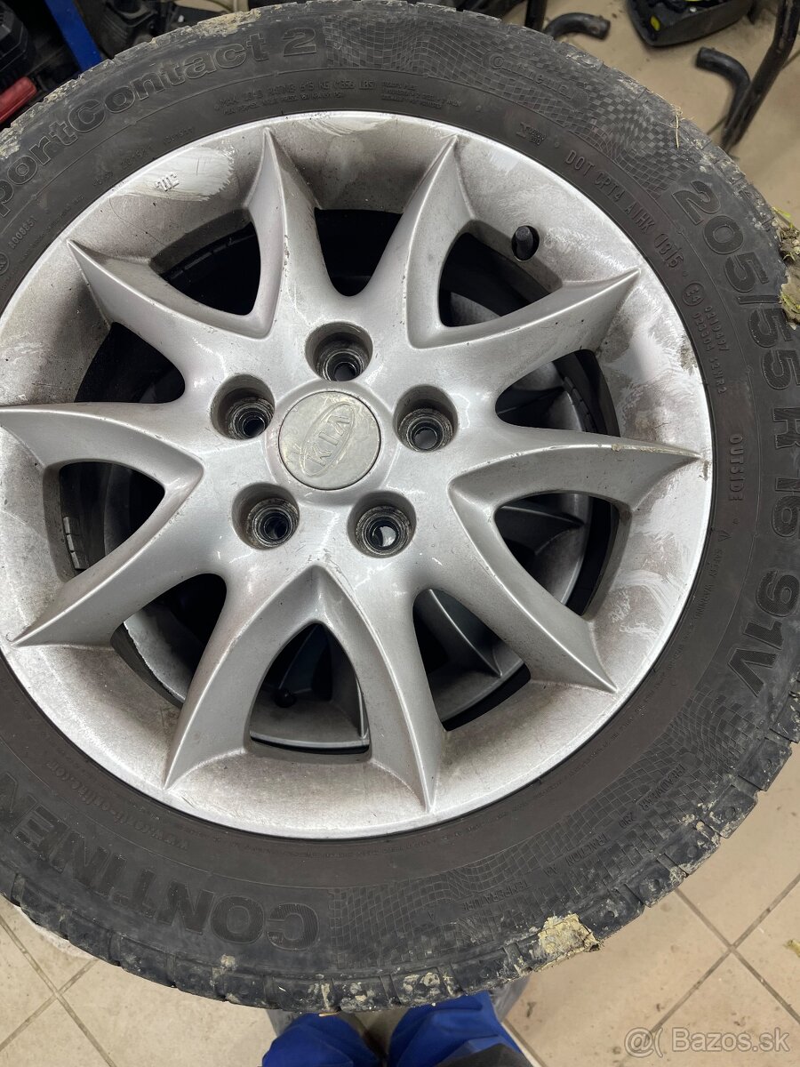 5x114,3 r 16 elektróny Kia
