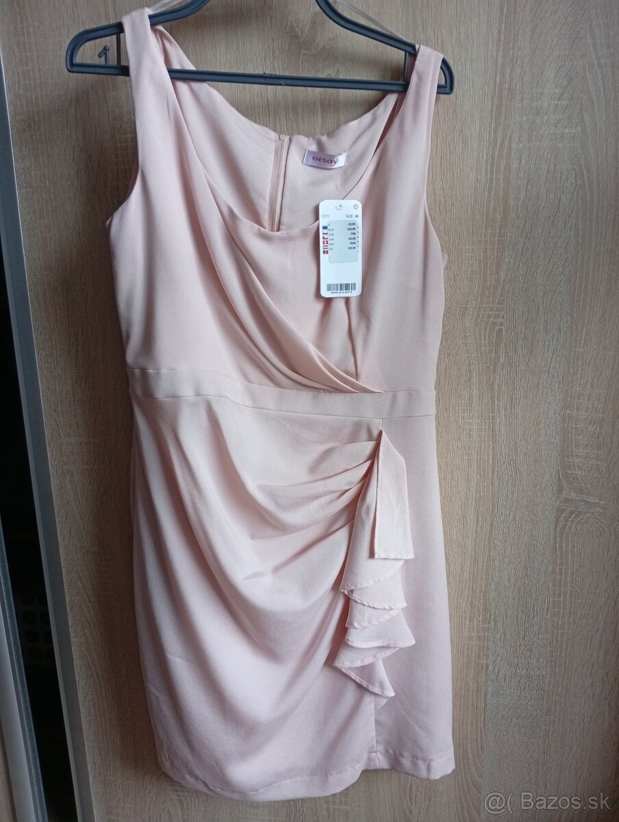 Nové spoločenské šaty