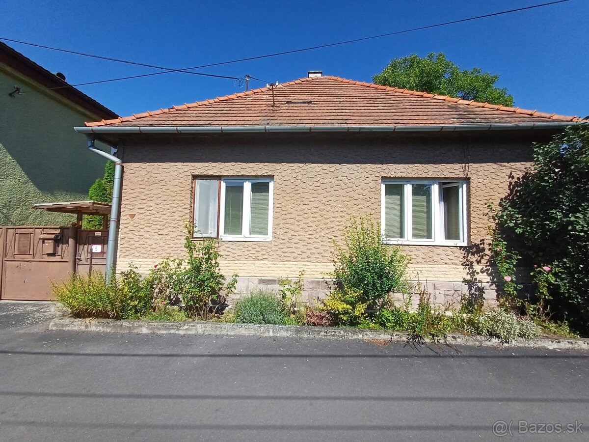 Rodinný dom Hliník nad hronom