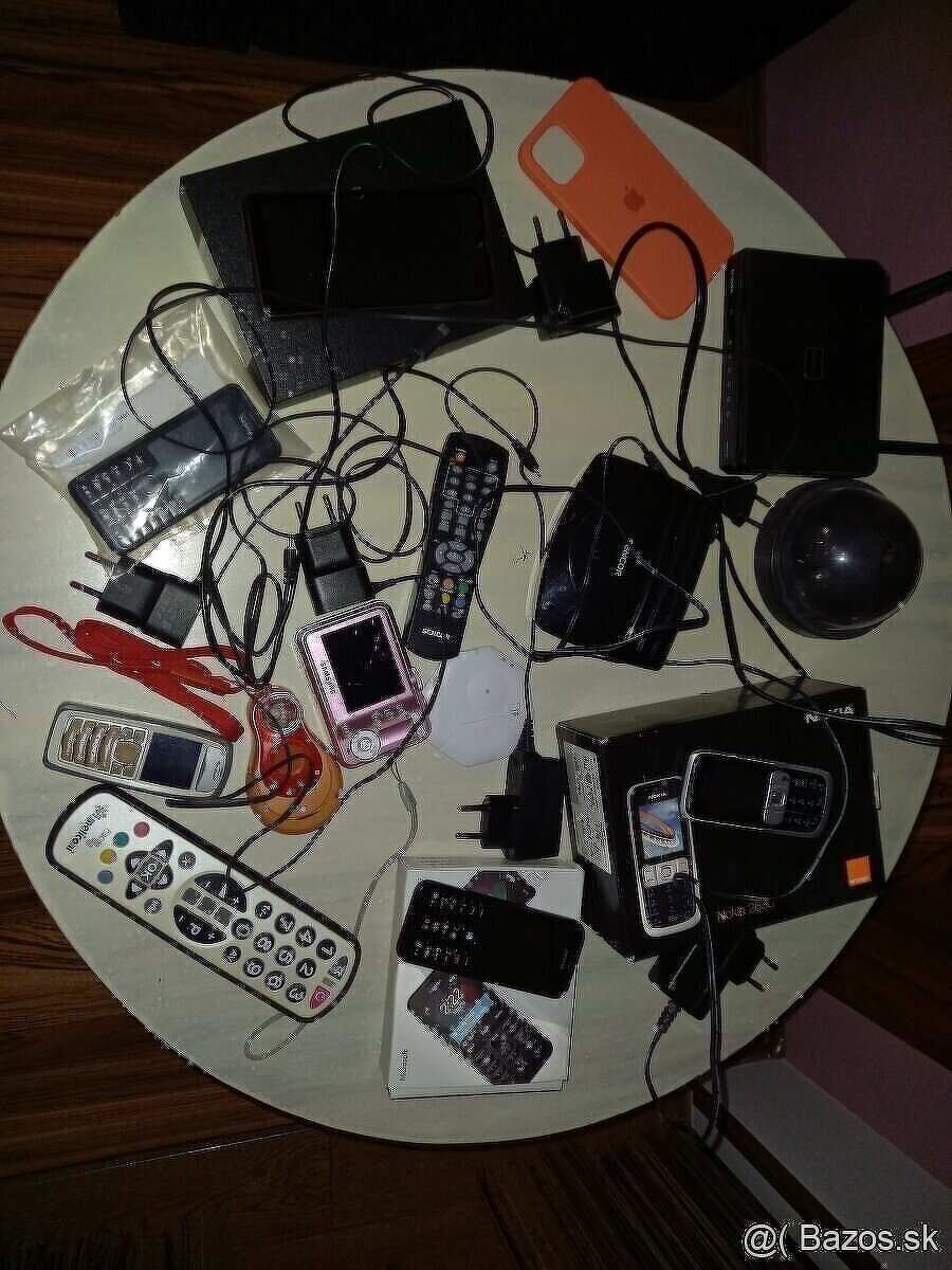 Mobily, routery, nabíjačky, ovládače