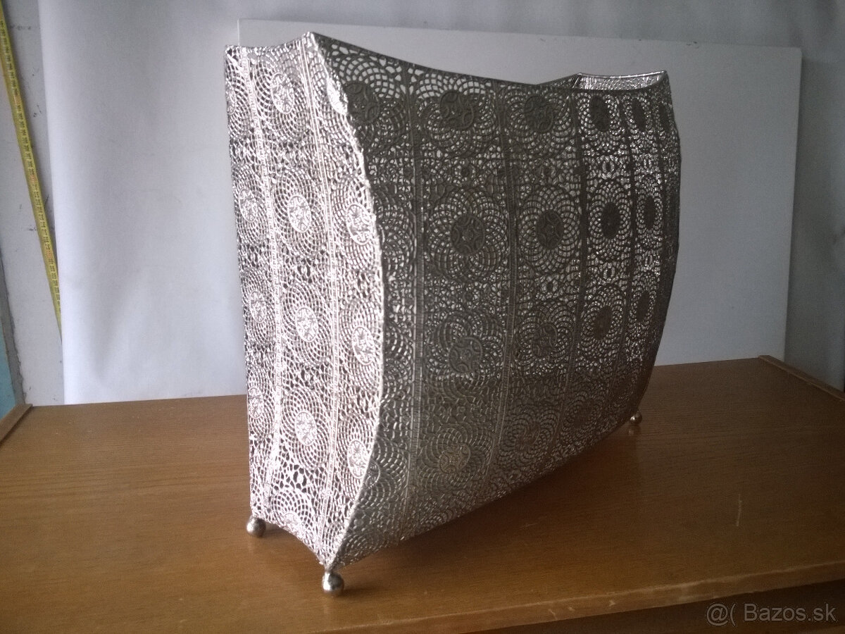 Strieborný zdobený kôš