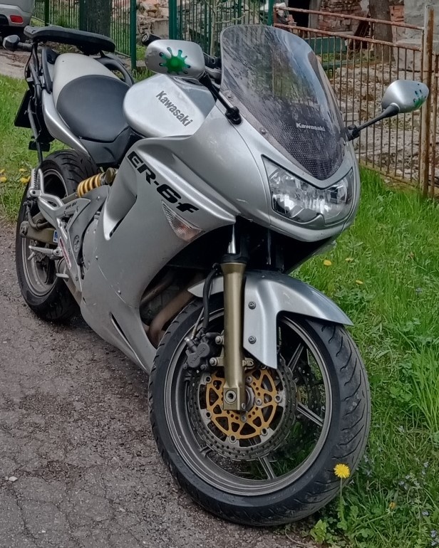 Predám KAWASAKI er6f