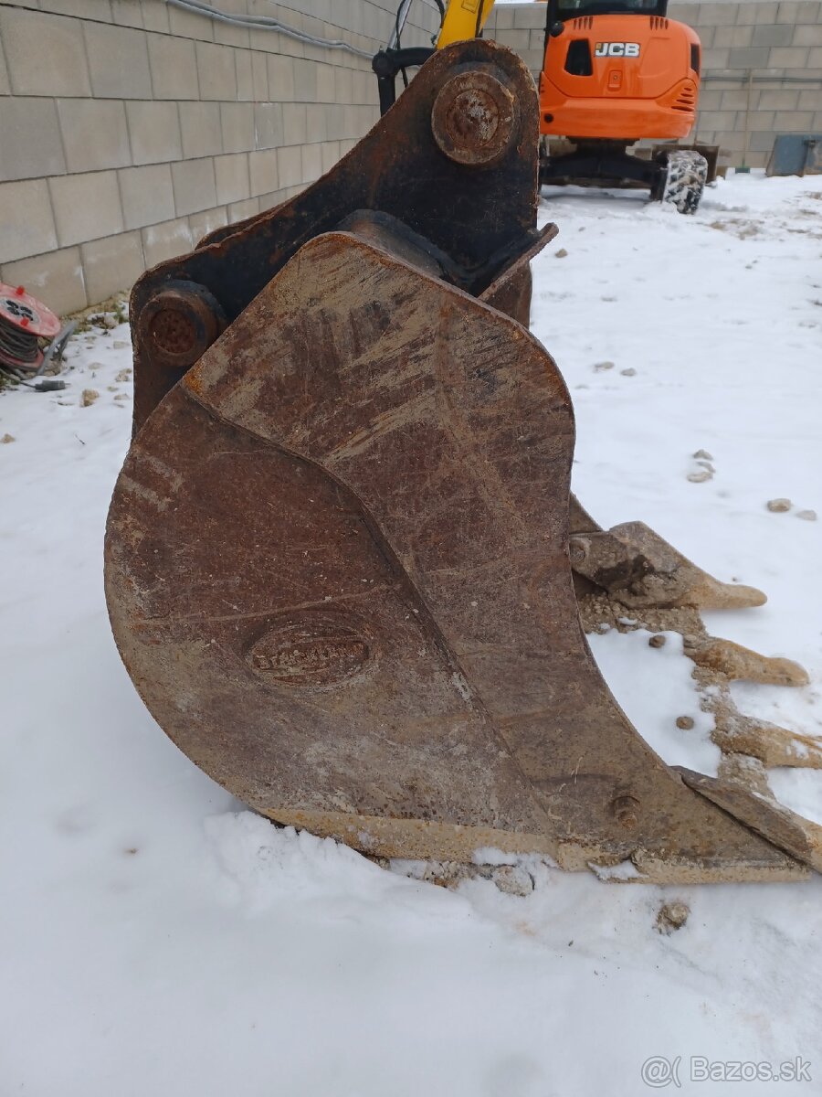 Lyžica JCB 60
