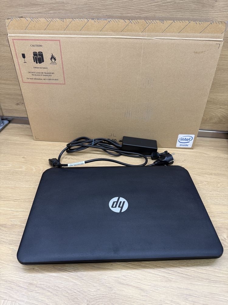 Predám notebook HP vo veľmi zachovalom stave. Notebook je pl