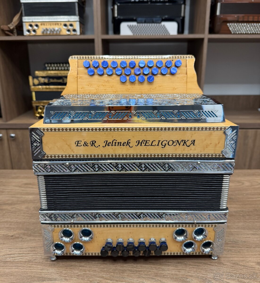 Na predaj 2,5 radova Heligonka Jelinek