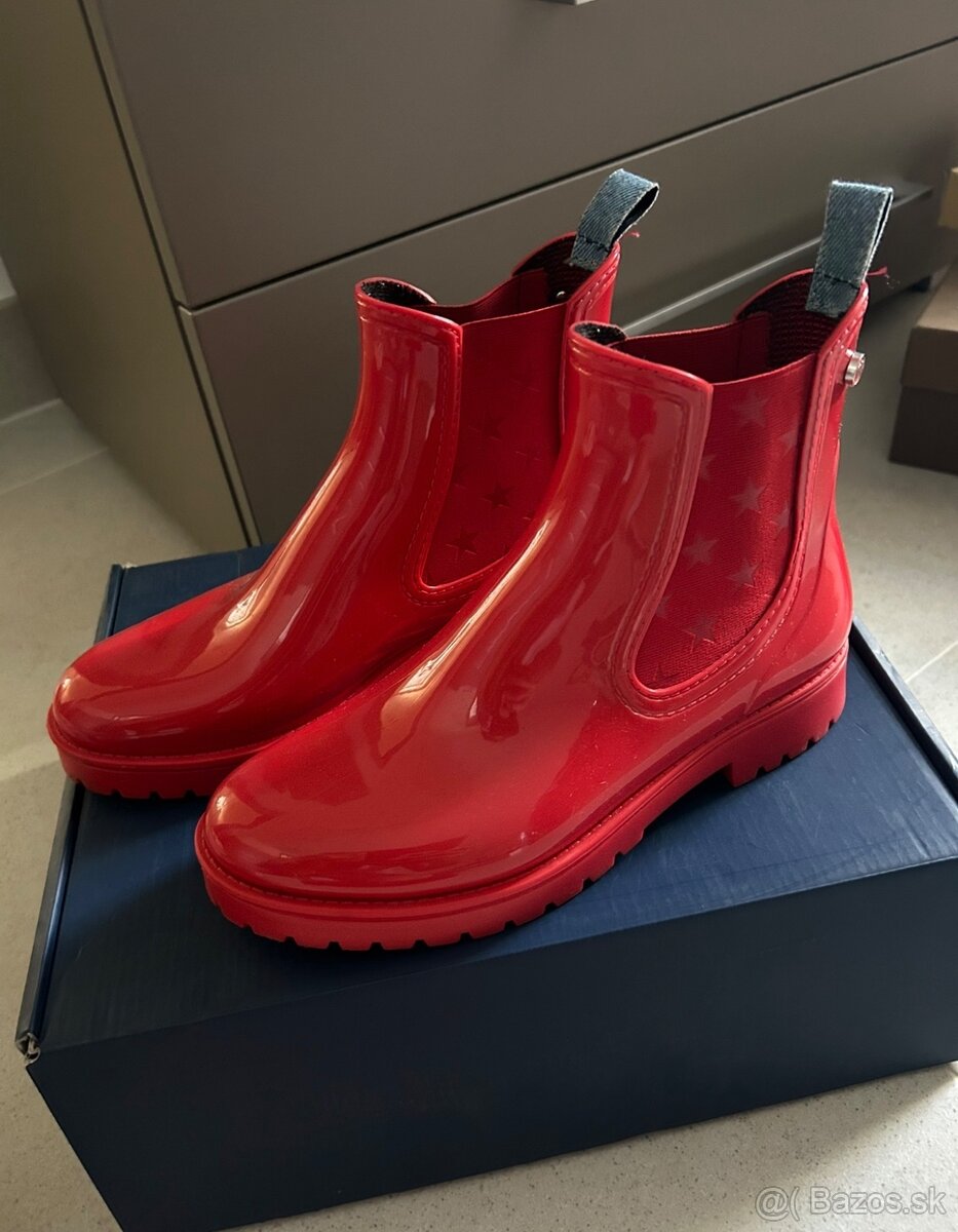 Trussardi gumáky