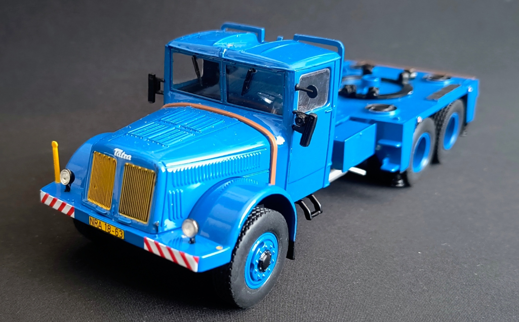 Tatra 111 1:43