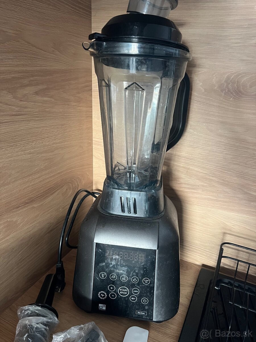 Profesionálny mixer