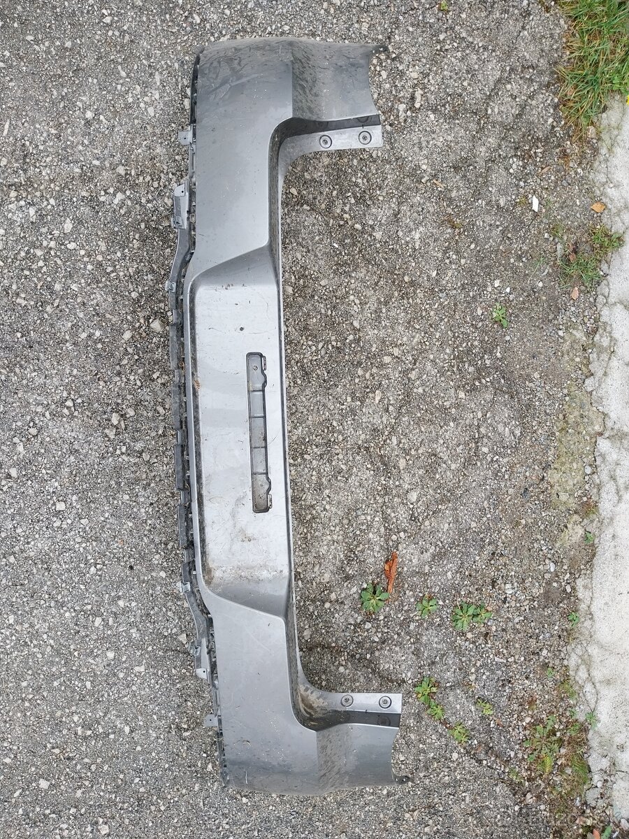 Zadný nárazník VW Tiguan I