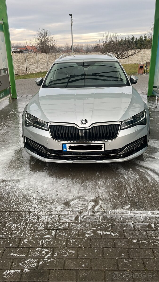 Skoda superb scout