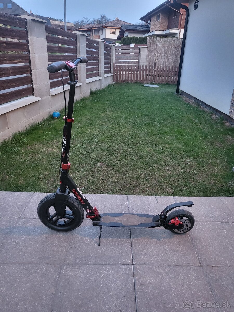 Skladacia odpružena kolobežka pre dospelých a deti TEMPISH