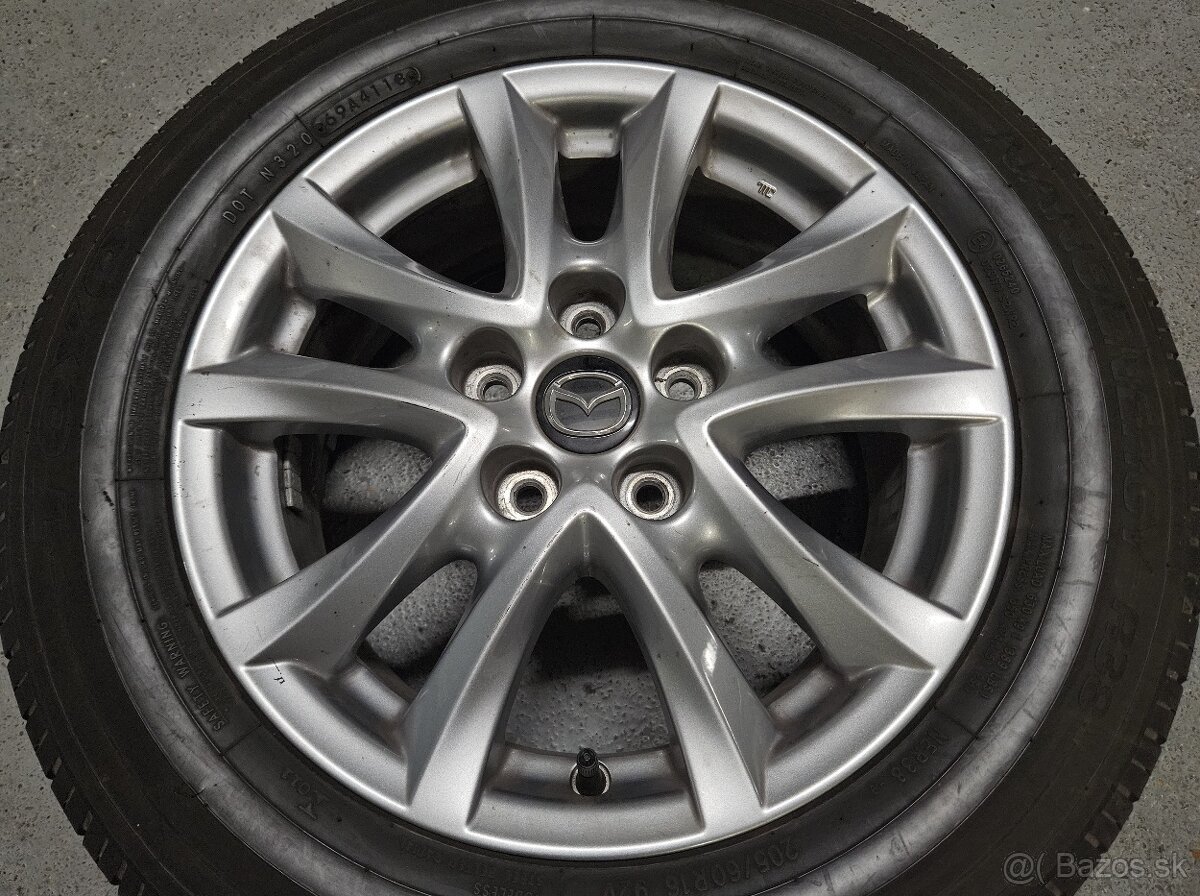 MAZDA 16" + pneu 90%