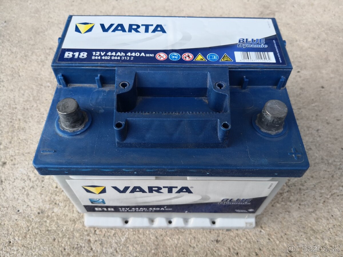 AUTOBATÉRIA 12V 44Ah