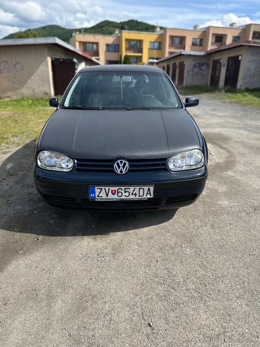 Golf IV