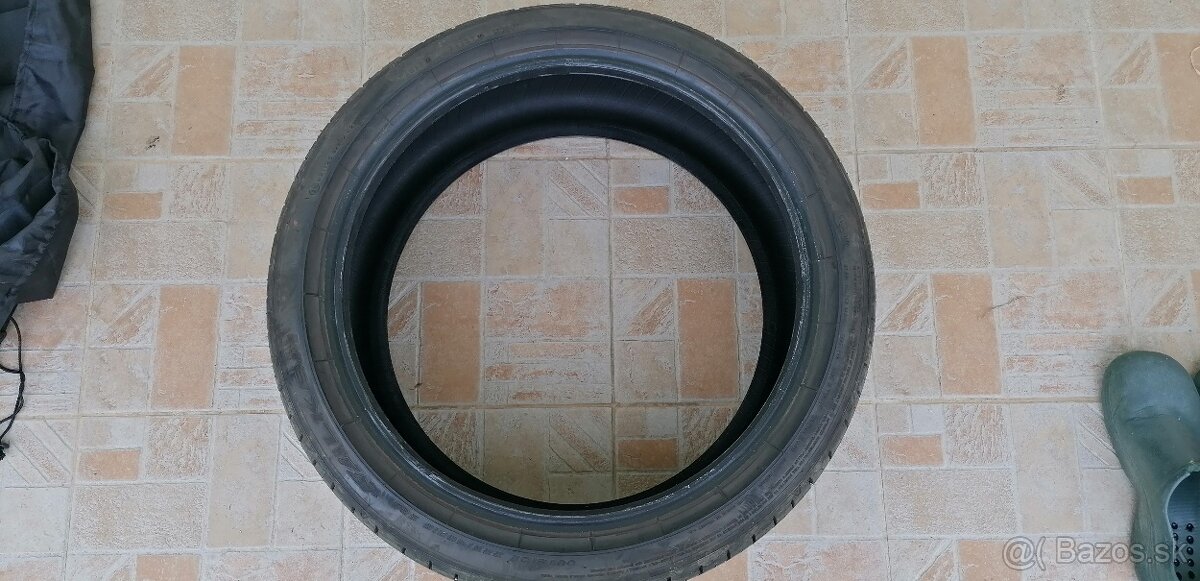 Letne pneu 225/40/R18 Falken Ziex ZE914B