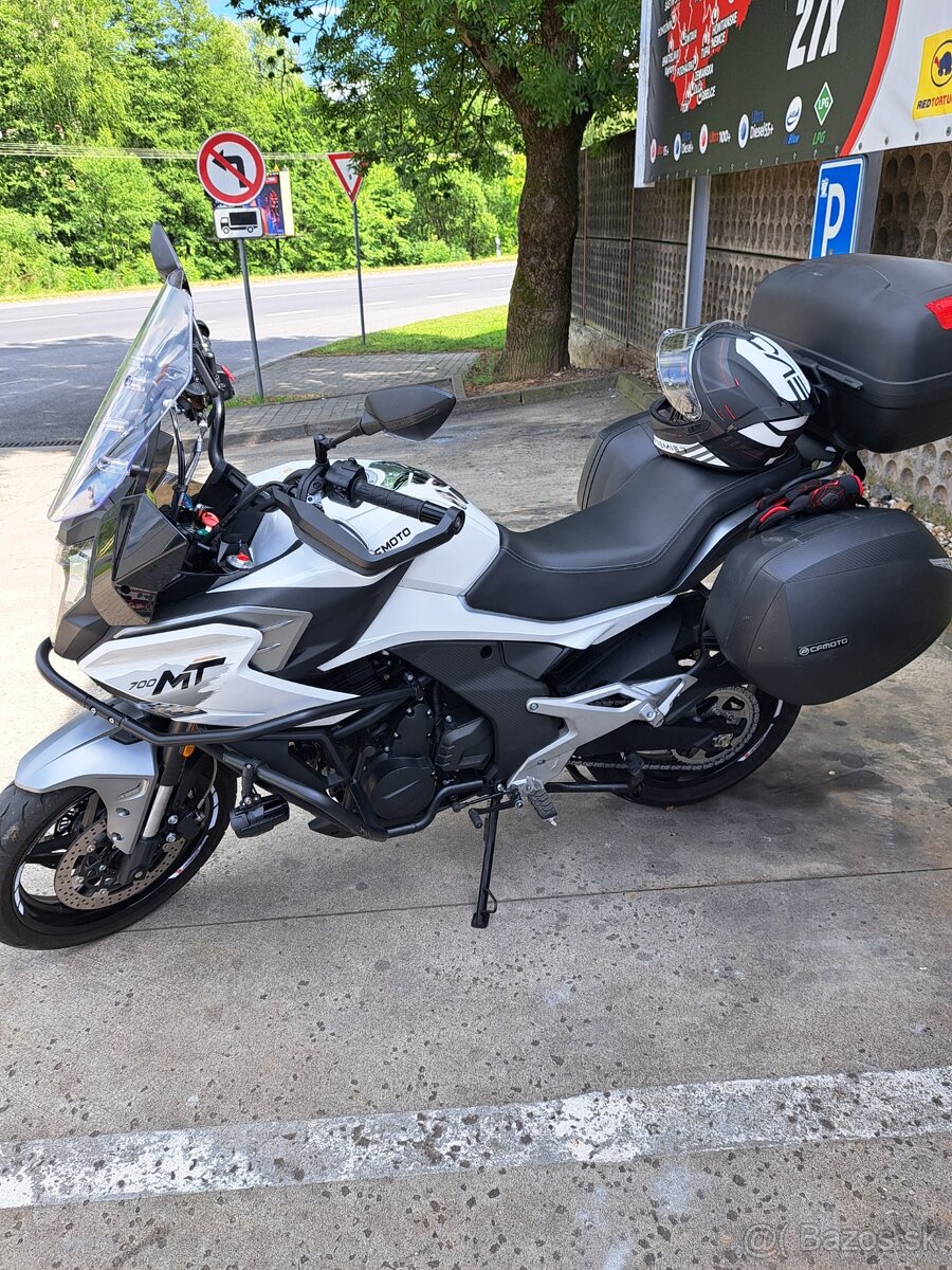 CF moto 700MT  Premium