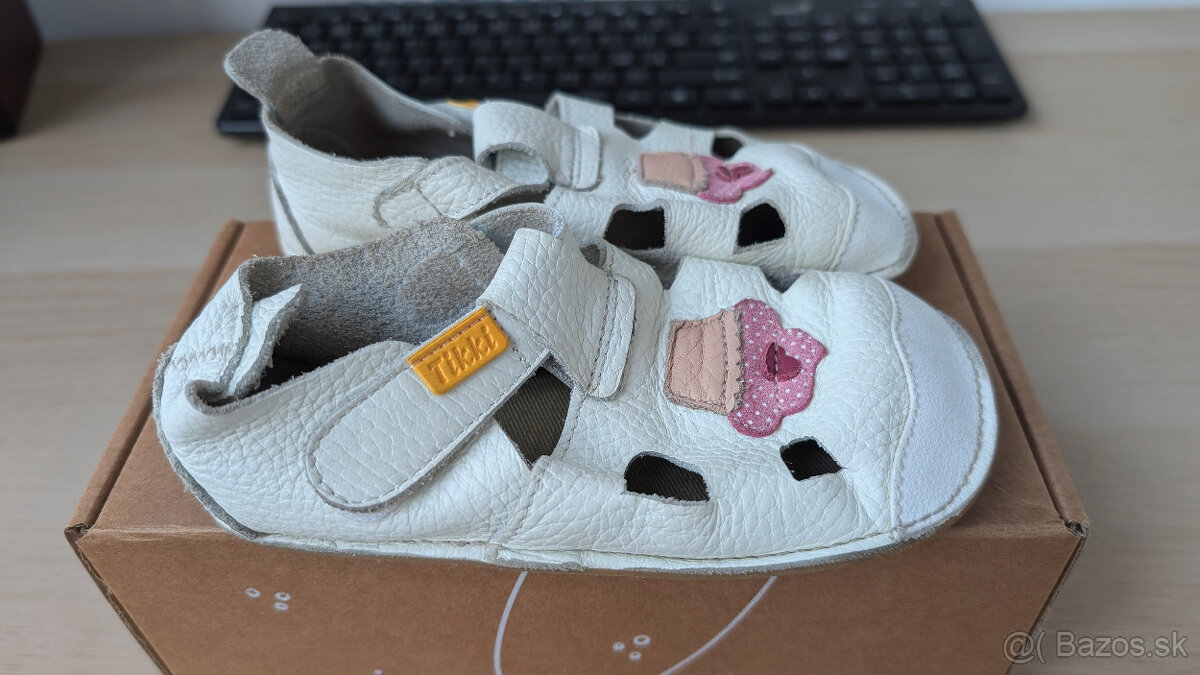 Barefoot sandálky Tikki veľkosť 26