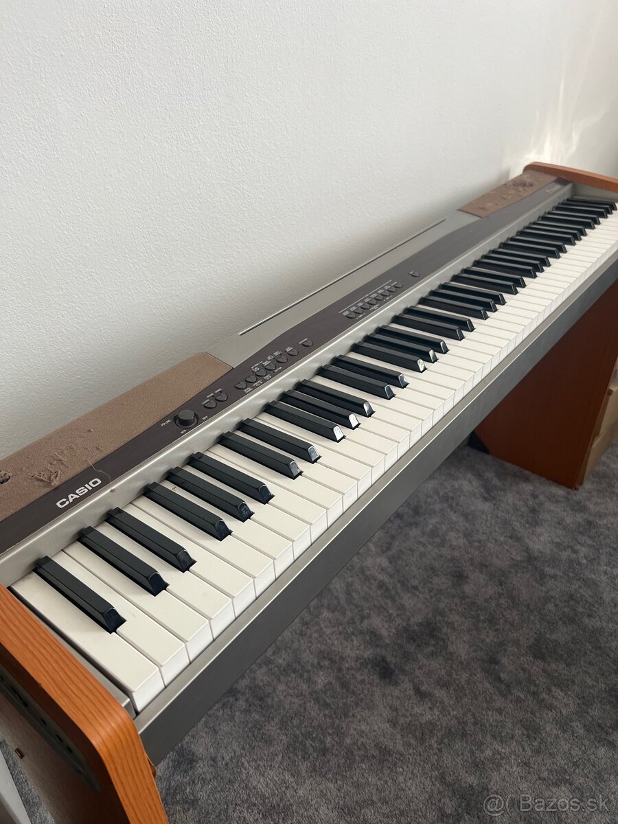 Elektrický klavír Casio px-100
