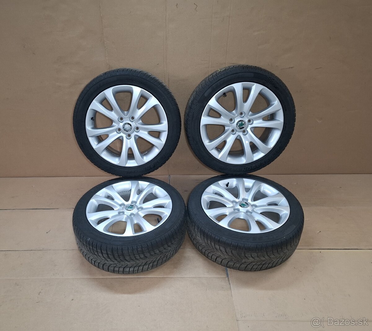 disky TRIFID 17" + pneu Superb 2