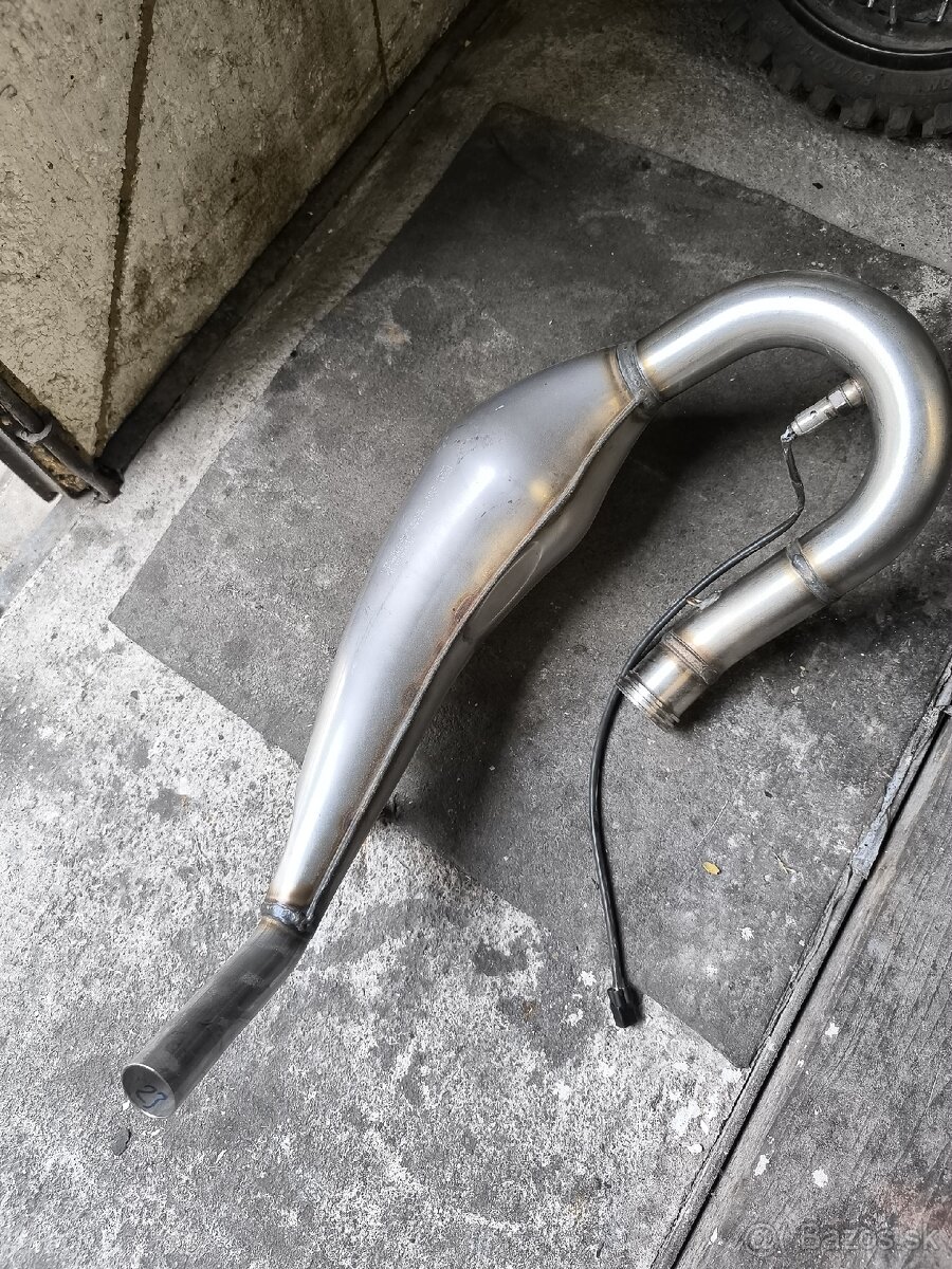 Výfuk KTM 2t výfukové koleno