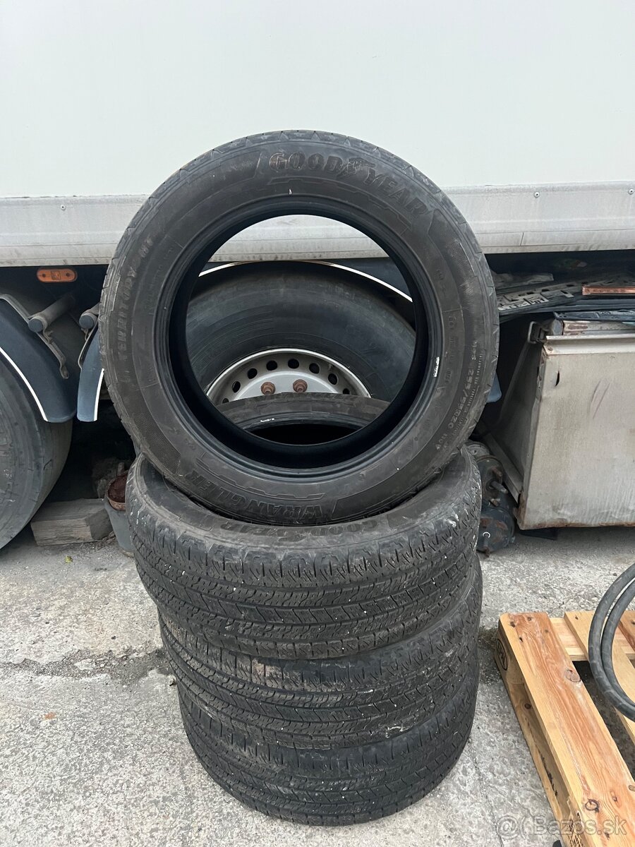Pneumatiky letné Good Year 255/55 R20