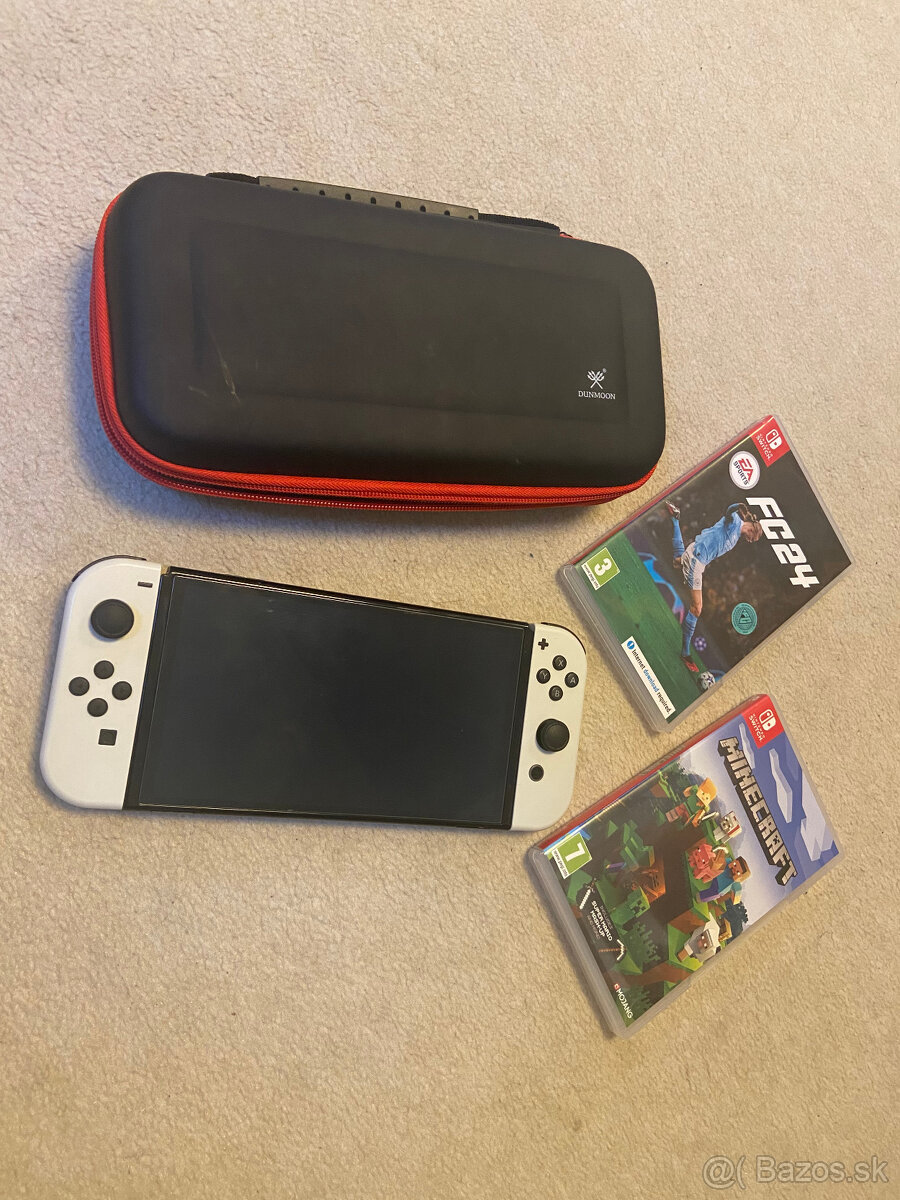 Predám Nintendo Switch + 2 hry (FIFA 24, Minecraft) + taška