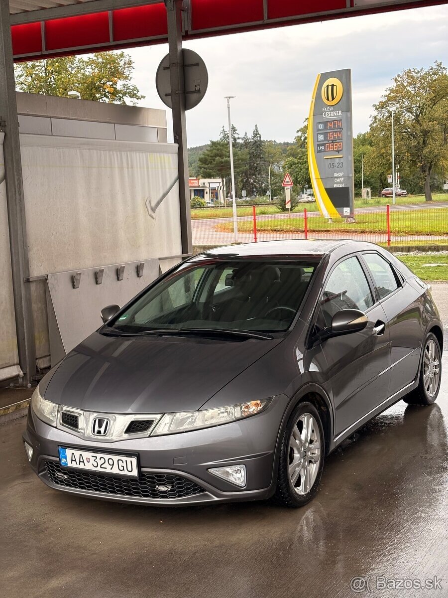 Honda Civic 1.8 VTEC Sport