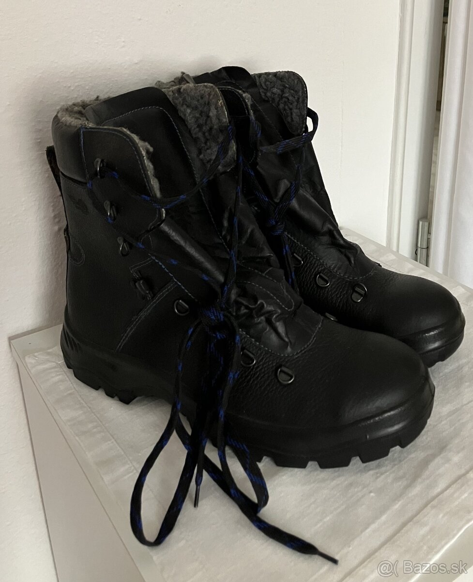 Nová pracovná obuv- zateplená, veľkosť 45