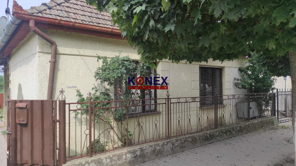 NA PREDAJ – DOM V OBCI LELES