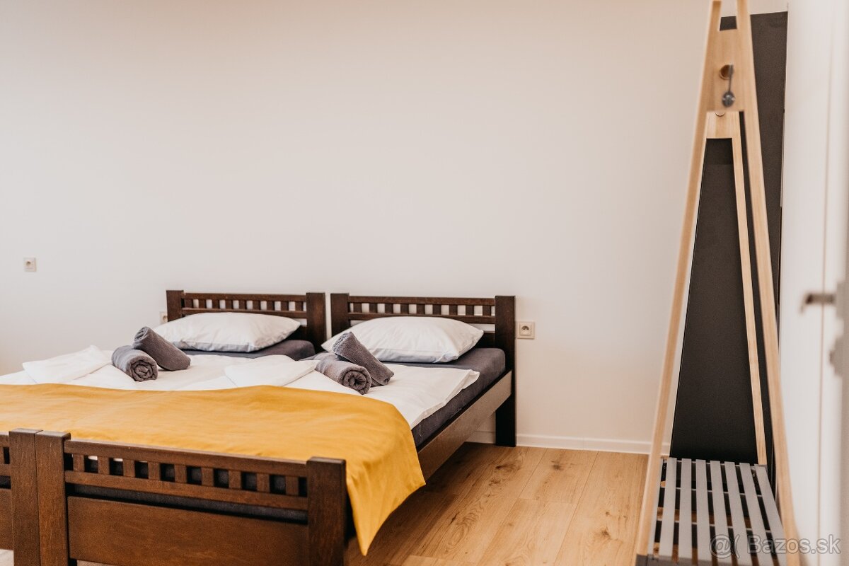 Predám postele v počte 10 ks