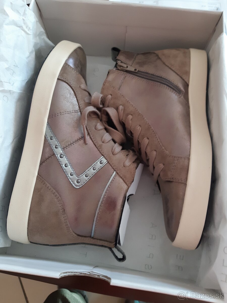 GEOX kožené poltopánky