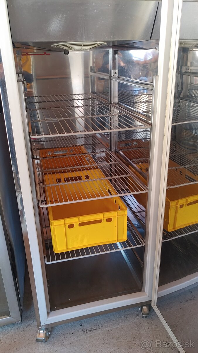 Chladiaca skriňa GRAM K605 Snowflake, 600L