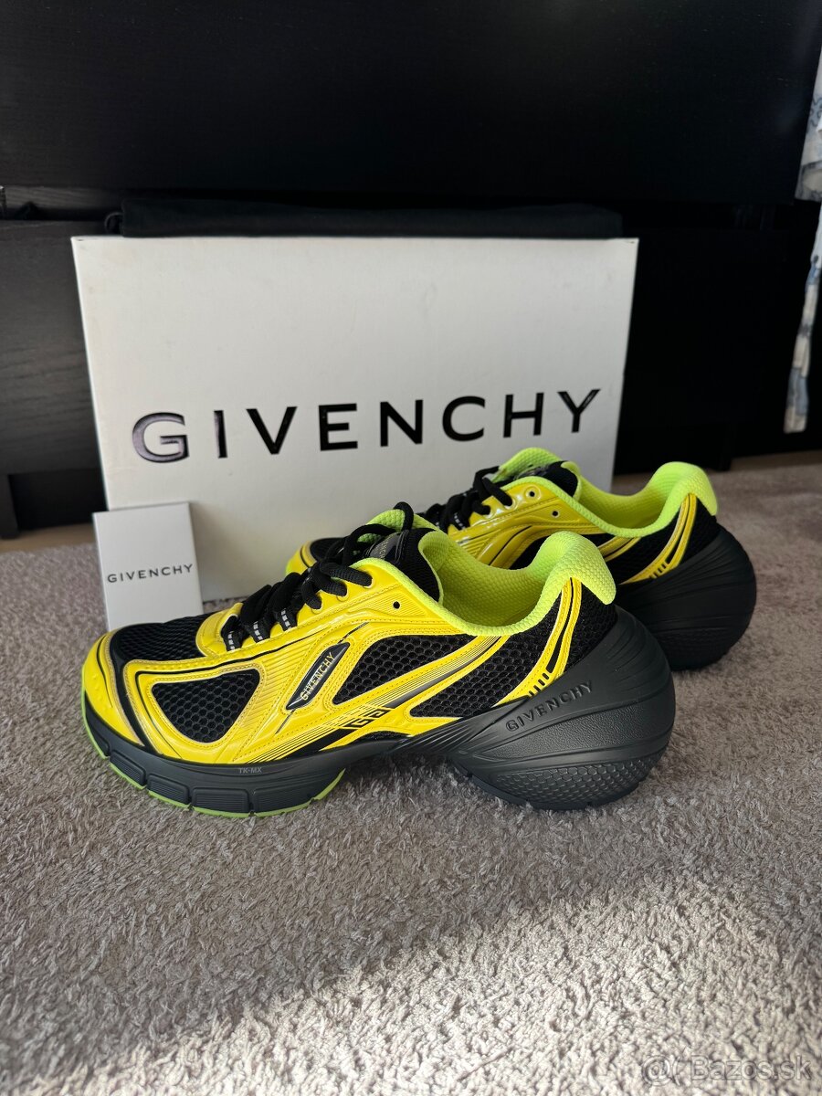 Guvenchy TK-MX - originál