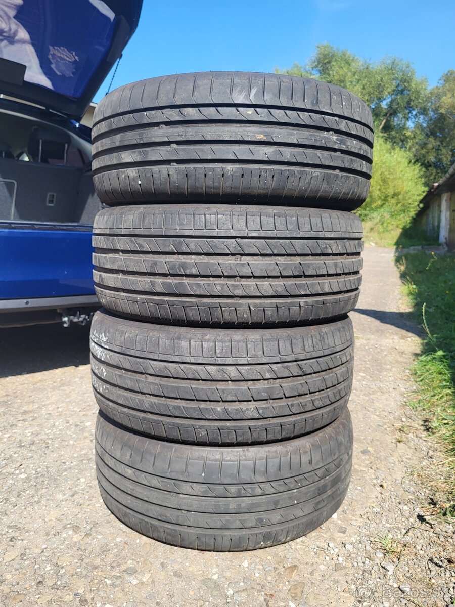Letne pneu 215/45/16
