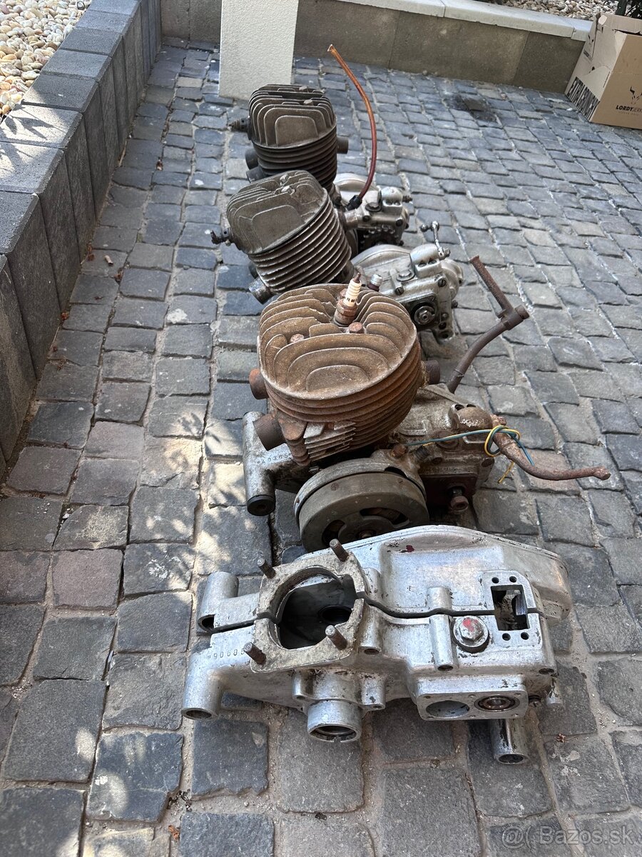 ČZ 175 250 motor