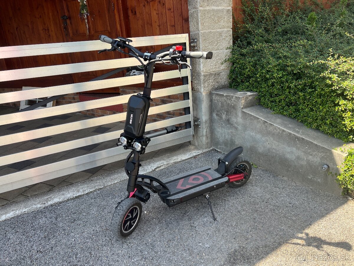 Výkonná elektrická kolobežka 2400W