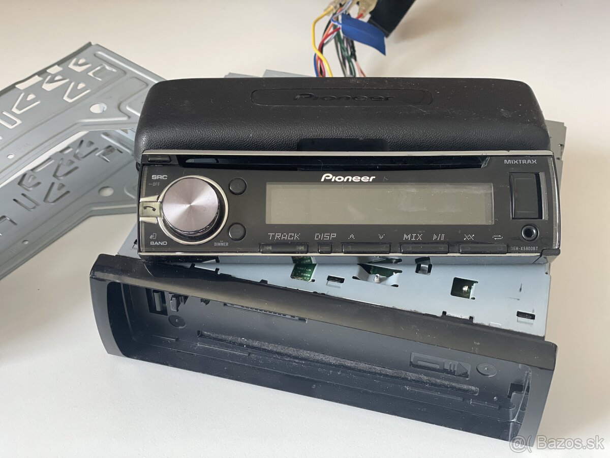 Autorádio USB Pioneer DEH-4800BT