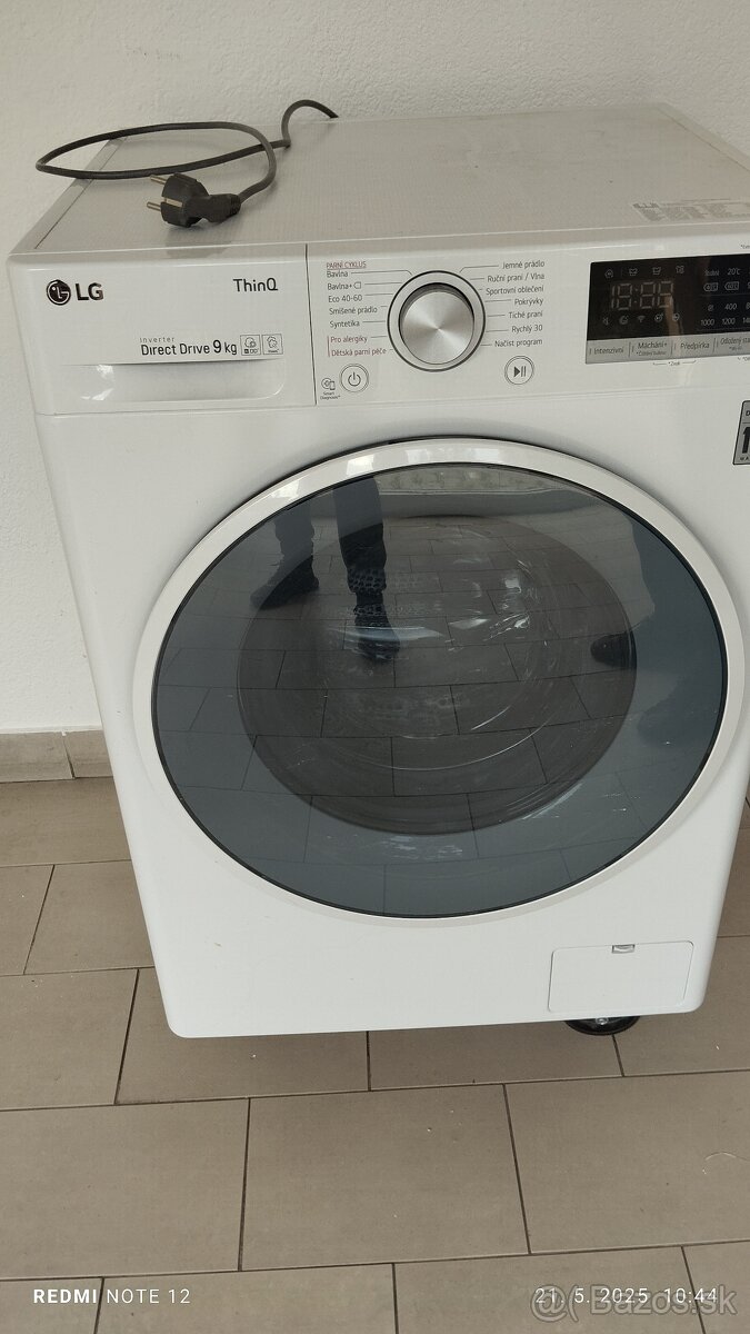 Predam práčku LG ThinQ 9kg