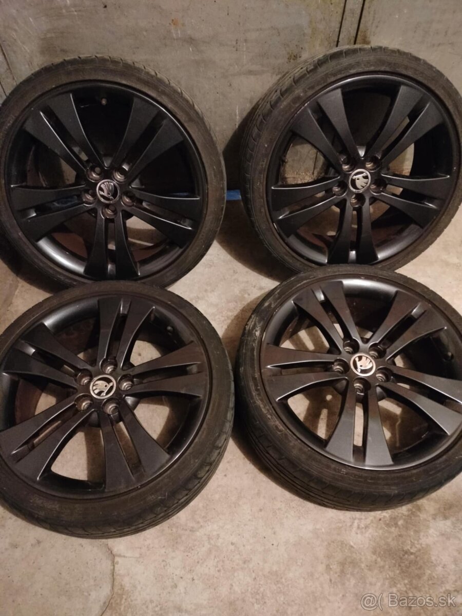 4ks alu disky orig. Škoda 5x100 R17 pneu 205/40 R17 5mm