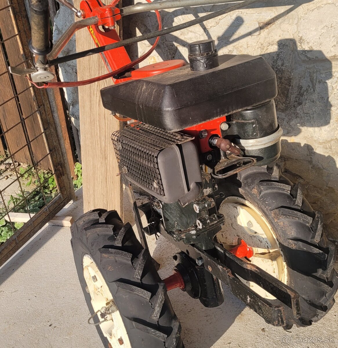 Vari malotraktor