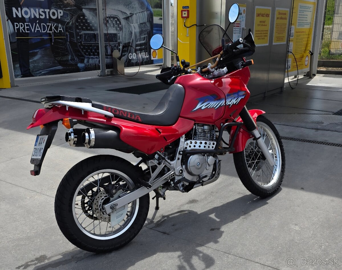Honda NX650 Dominator