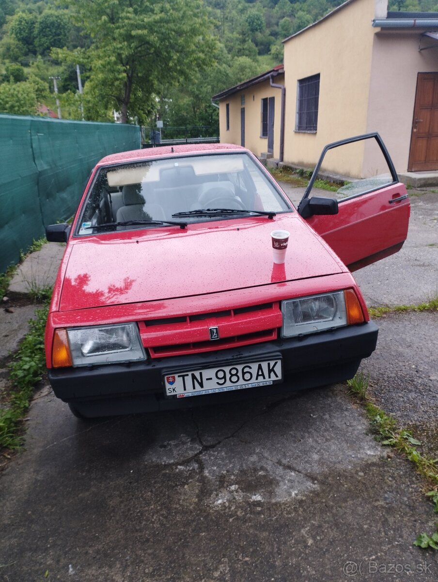 Lada Samara