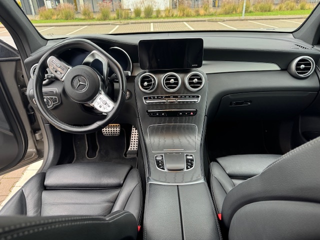 MERCEDES - BENZ GLC 220d 4MATIC
